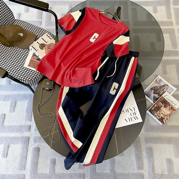 Divdaļīgs kokvilnas un poliestera sporta komplekts ar 3/4 garuma piedurknēm un platām biksēm, vasara 2024