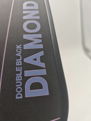 Sharp Movement pickleball reketa iz serije Double Black Diamond, Toray T700 karbonsko vlakno, toplo presovana, 225 g