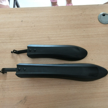 Pengda plastik jalgratta mudguard — pikkendatud ja laiendatud, universaalne kiirkinnitusega mägijalgrattale; kohandatav töötlemine; eraldi kaubamärgi litsentsimine