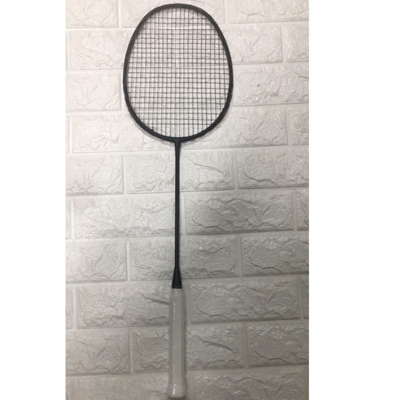 Zernik badminton palica s karbonskim okvirom, težina 80–84 g, debljina držača G5, pravolinijski udar, najlonske strune