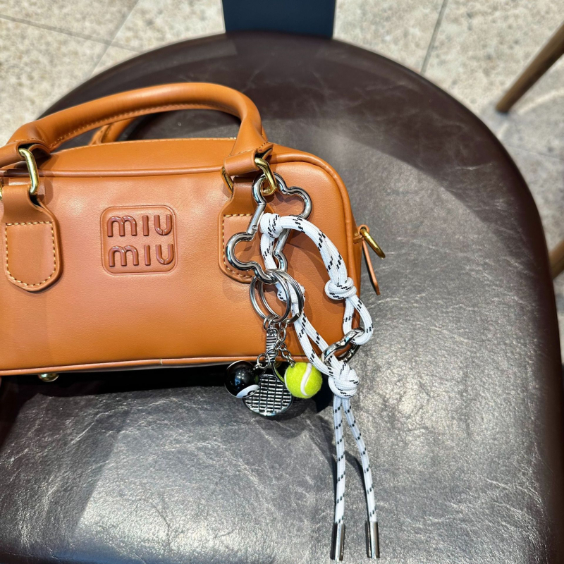 Miu serija mini privezak za prtljagu i ključeve | Privjesak od legure s motivima križa, krune i rimskih brojeva | Polu ručna izrada | INS stil