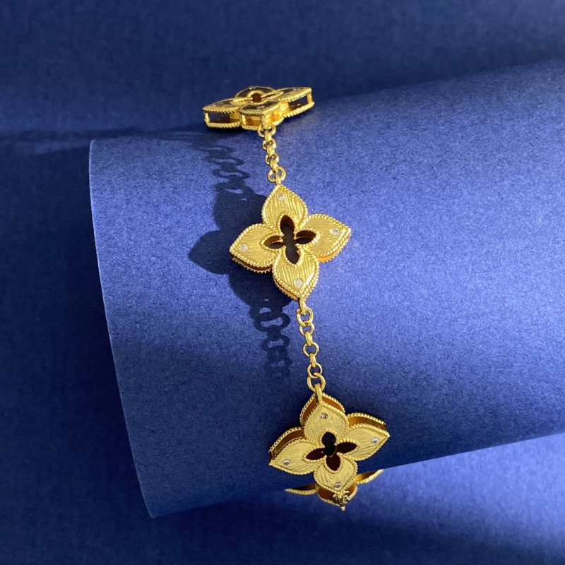 Βραχιόλι από ορείχαλκο με μοτίβα τετράφυλλου και πεντάφυλλου λουλουδιού, χειροβούρτσιστο φινίρισμα, ενθέσεις μικρών λευκών διαμαντιών, unisex, κορεατικού στυλ