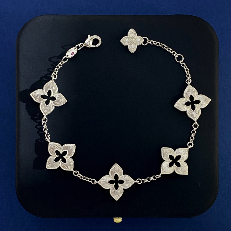 Βραχιόλι από ορείχαλκο με μοτίβα τετράφυλλου και πεντάφυλλου λουλουδιού, χειροβούρτσιστο φινίρισμα, ενθέσεις μικρών λευκών διαμαντιών, unisex, κορεατικού στυλ