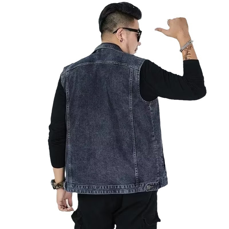 Férfi pamut munkás mellény, laza szabás, ujj nélküli, kardigán-stílusú, dupla előrész zárás, oldalsó zsebek, téli viselet