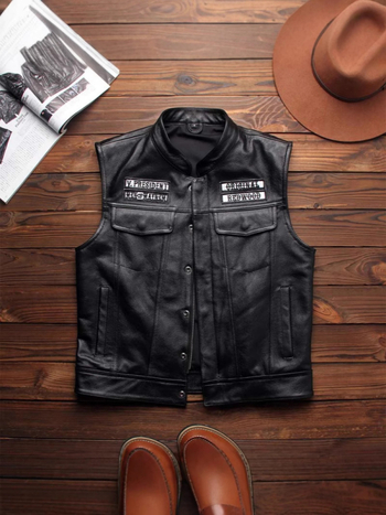Говежда кожена жилетка със стойков яка, тесен силует, цип за закопчаване, мулти-логота бродерия, Harley Rider Club