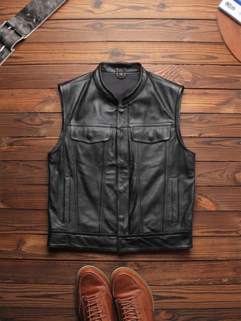 Говежда кожена жилетка със стойков яка, тесен силует, цип за закопчаване, мулти-логота бродерия, Harley Rider Club