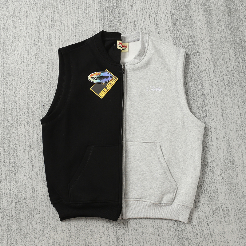 Памучен жилетка-кардиган с бродирано лого, цип, V-образно деколте, свободна кройка, джобове с апликации