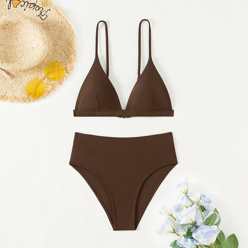 Dvije-dijelni bikini s podstavljenim stražnjim trokutastim gornjim dijelom bez naramenica i visokim strukom donjeg dijela; najlon tkanina (82% najlon, 160 g)