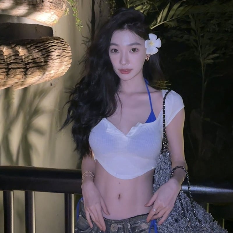 Yi Mengling inspiriran retro plavi dvodijelni bikini s pokrivačem, vitak i seksi za plažu