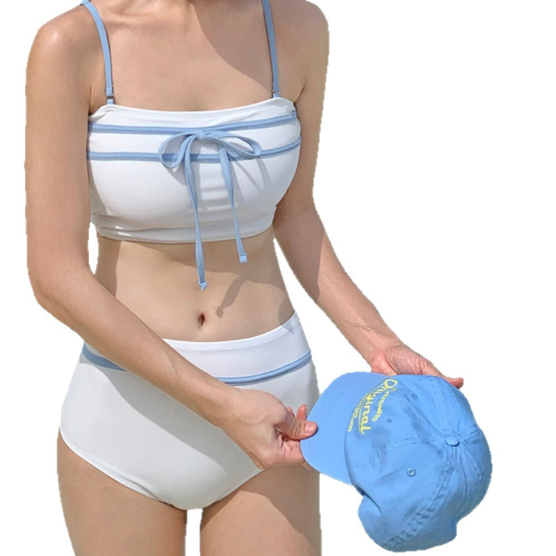 Ženski dvodijelni bikini s visokim strukom, napunjene košarice, brzo se suši; najlon, podstava poliester.