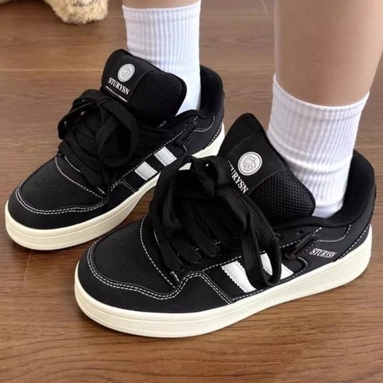 Vīriešu platformas sporta apavi: apaļš purns, mākslīgs PU augšdaļa, vidēja augstuma augšdaļa, 3–5 cm platforma, šņorēšana