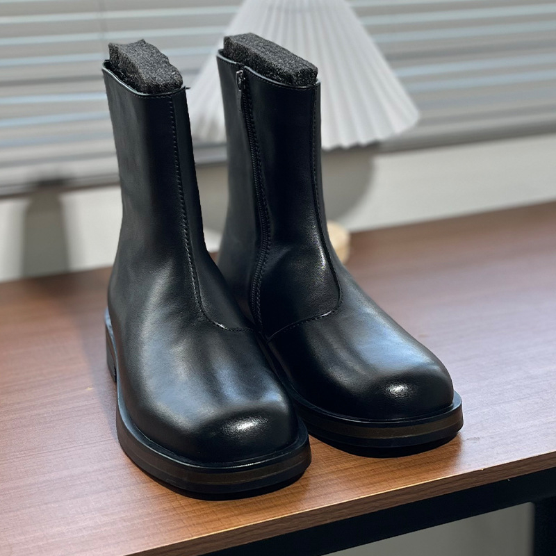 Μάρτιν μποτάκια σε βρετανικό στυλ, ρετρό βίντατζ σχέδιο, με πλαϊνό φερμουάρ, σόλα από καουτσούκ, μεσαίο ύψος τακουνιού 3–5 cm, άνω και εσωτερικό από Super Fiber, πάτος PU