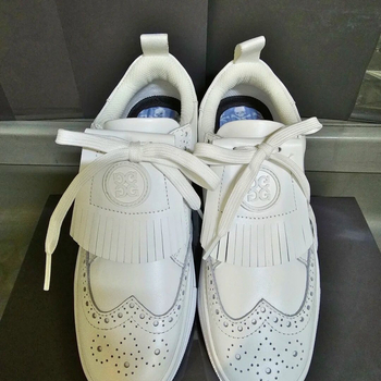 Sieviešu golfa kedas ar ādas augšdaļu, svītrainais raksts, EVA vidējā zole, gumijas zole, vidēja augšdaļa (pavasaris–rudens)