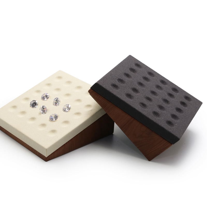 Držač za prikazivanje nakita — masivno drvo, stil visokog kvaliteta, marka Chaohua packaging eva lining, proljeće 2025