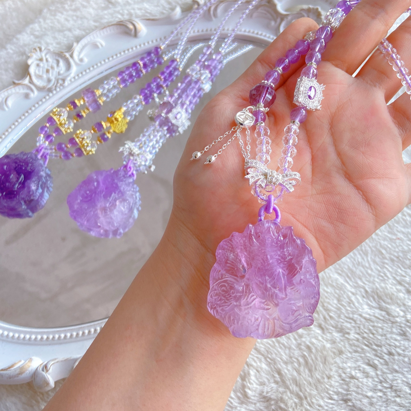 Κολιέ με αμέθυστο κρύσταλλο και πλευρικούς λίθους, κρύσταλλο αξεσουάρ, στυλ ήπλου πολυτελείας