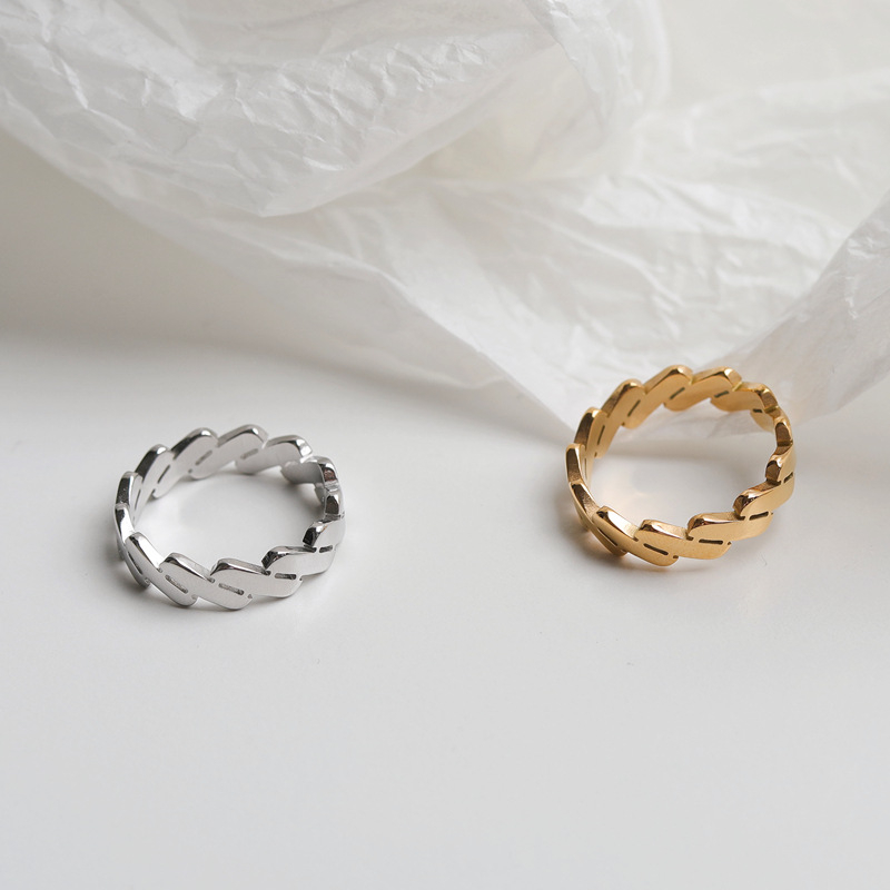 Női titán-acél gyűrű, geometriai kialakítás, hideg stílus