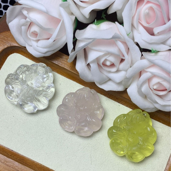 Κολιέ με στρογγυλό σκάλισμα εννια-ουράς αλεπούς με κρύσταλλο, γλυκό στυλ, προέλευση Σαντόου, Χειμώνας 2025