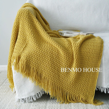 Плетено одеяло за диван в скандинавски стил, едноцветен модел, за пролет и есен