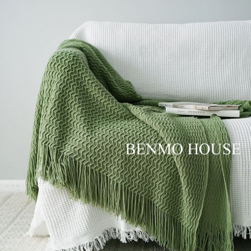 Плетено одеяло за диван в скандинавски стил, едноцветен модел, за пролет и есен