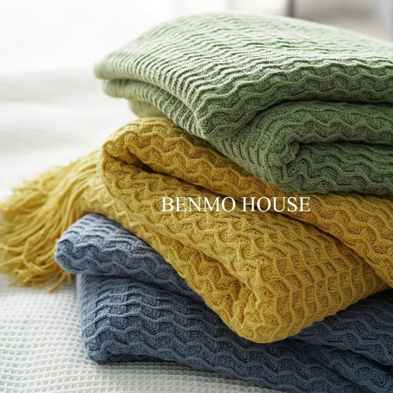 Плетено одеяло за диван в скандинавски стил, едноцветен модел, за пролет и есен