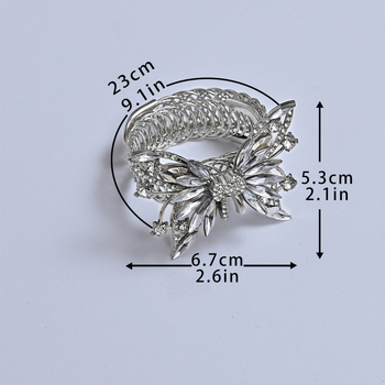 Liblika motiiviga kardinate aksessuaarid, rihm ja vedru-klamber – raua sulam ja akrüül