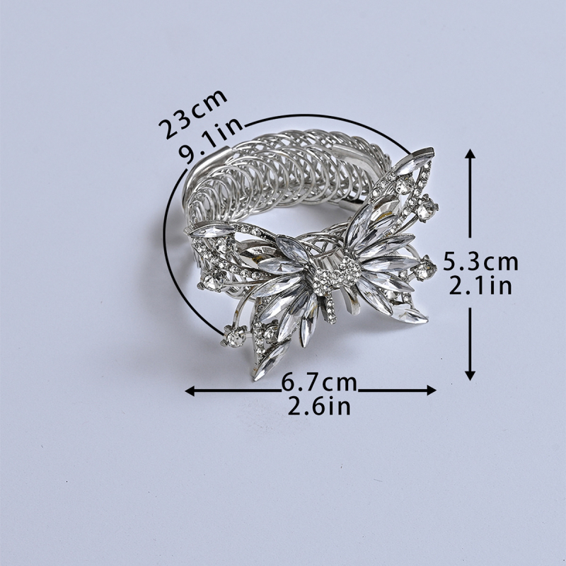 Liblika motiiviga kardinate aksessuaarid, rihm ja vedru-klamber – raua sulam ja akrüül