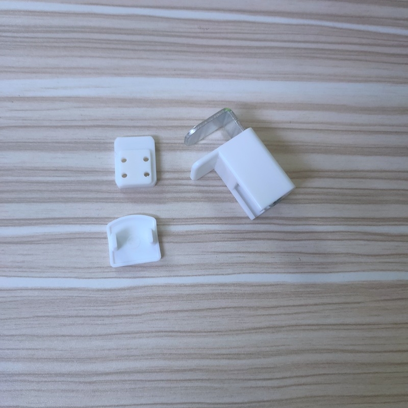 20 mm-es plisált függöny L-típus szerelési kód kiegészítői, anyag POM, kompatibil minden plisált függönyhöz, márka Hai Yiming