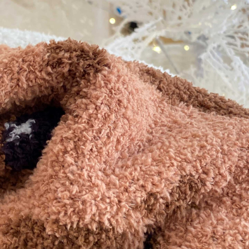 Μισό βελούρι κουβέρτα, βελούδινο ύφασμα, χειμώνας, μοντέρνο μινιμαλιστικό στυλ, βάρος 1000–1500 g