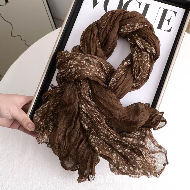 Šal od pamuka i lana, plosno tkanje, sve- godišnje korištenje, zaštita od sunca i prašine, sadržaj pamuka 71–80%, prerada: naborano, žakard, patchwork, lisovane plisirane, književno retro stil