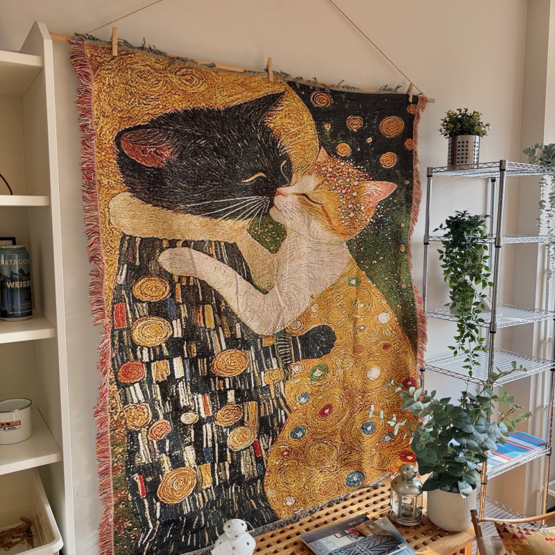 Гоблен Cat Kiss — Арт серия, полиестер, геометричен модел, модерен минималистичен стил, тегло 800–999 г