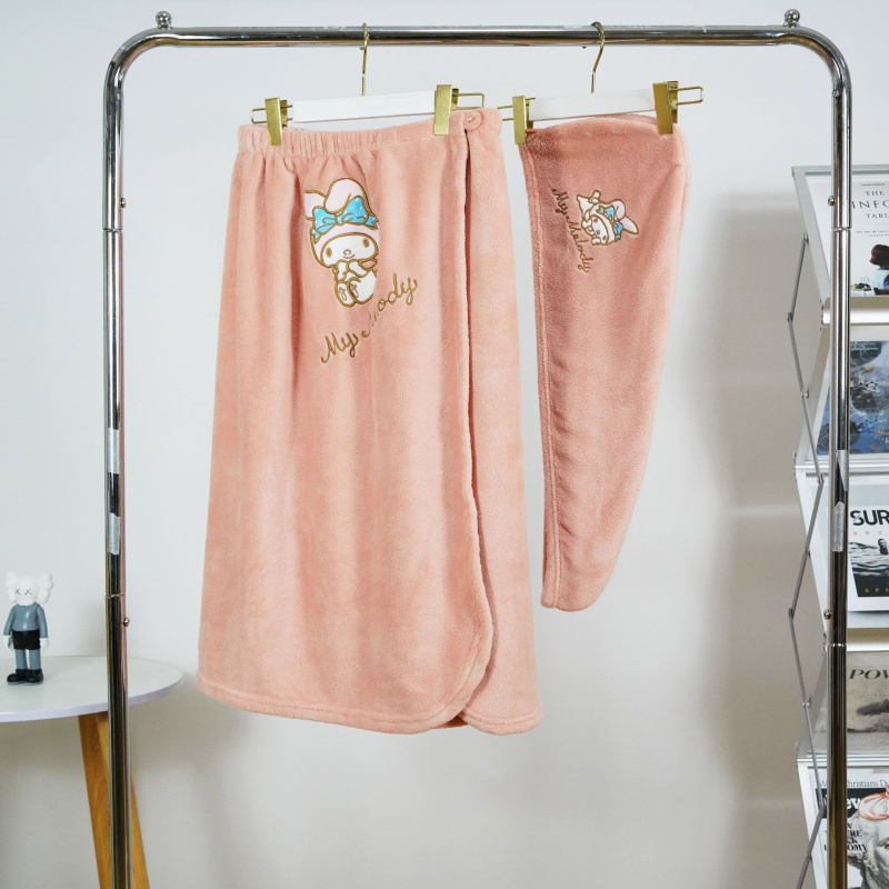 Ženski kupaći set: ogrtač s kapuljom, ručnik s kapuljom i kapica za tuš; koralni fleece; slatka karikaturna izvezena; težina 200–300 g; 10 niti; izvezeno