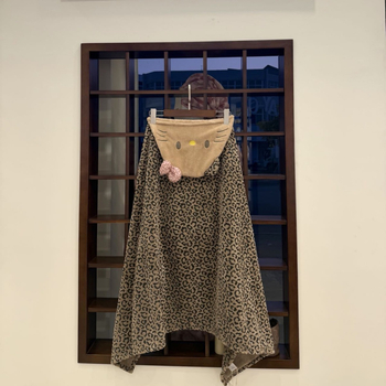 Leopard print kupaći ogrtač s kapuljačom, koralni flis, 200–300 g, prilagodljiv, šivanje
