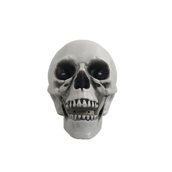 Halloween rekvizit: plastična simulirana lubanja za uređenje uklete kuće