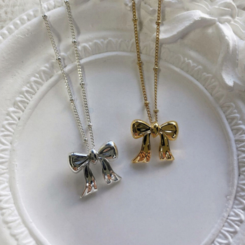 Masnis medálos nyaklánc, 925 ezüst, elektroplakolás, oldalsó lánc