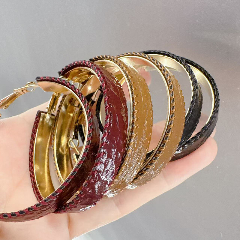 Σκουλαρίκια με γεωμετρικό σχέδιο, χειροποίητα, υλικό: Cortex, στυλ influencer, μάρκα Chu Hao