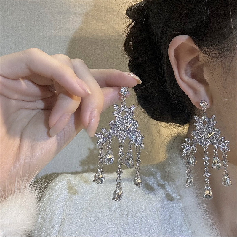 Cercei de mireasă cu franjuri din cristale – lucrate manual din aliaj, Ruoyang, stil floral, placare electrolitică, pentru femei