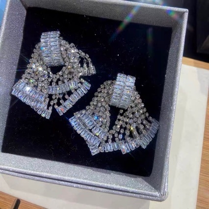 Cercei cu funda în formă de papion și design geometric, bază din cupru placat cu aur, electroplating, știft din argint 925, stil lux lejer