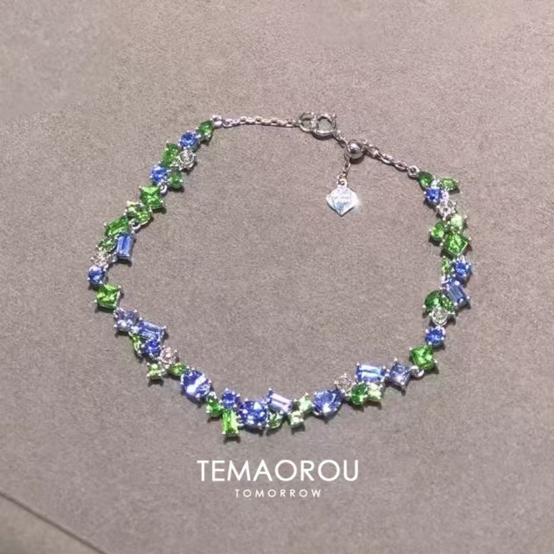 Set de bijuterii din trei piese: rhinestones verzi-azurii, geometrice, multistrat, aliaj, 41–50 cm
