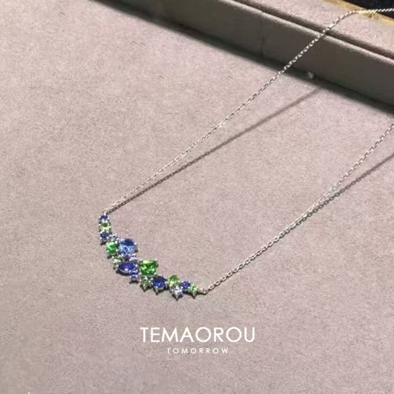 Set de bijuterii din trei piese: rhinestones verzi-azurii, geometrice, multistrat, aliaj, 41–50 cm