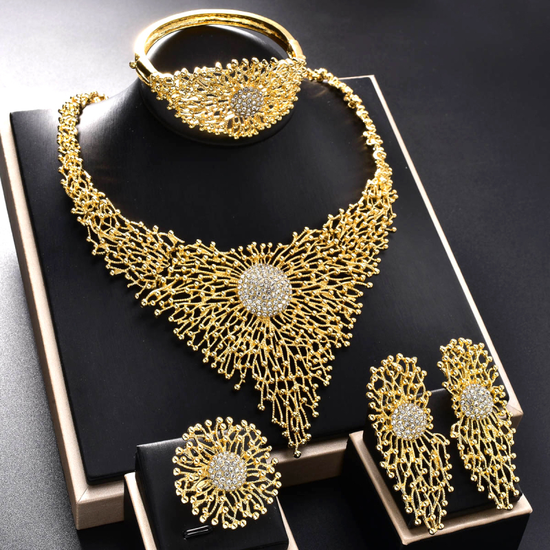 Set de bijuterii pentru mireasă: placat cu aur, cu rhinestone încrustat, colier, cercei, brățară și inel, pe lanț răsucit, design geometric, primăvara 2025, pentru femei