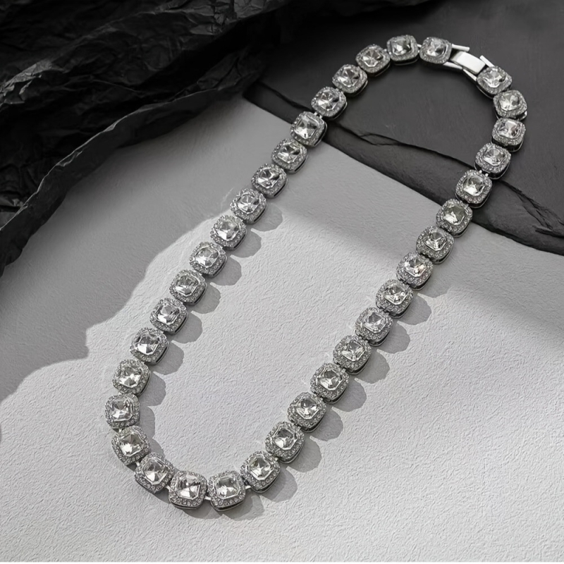 Colier cu pandantiv din aliaj, lanț regulat, tratament cristal, model: Iubire / Picături de apă / Clopot, stil Jazz Wind retro