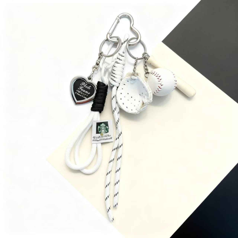 Šarena ključnica s baseball rukavicom, privjesak za torbu i pleteni kaiš za telefon