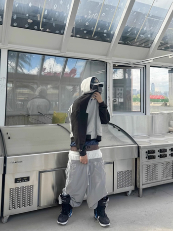 Панталони за спорт с хип-хоп стил, висока талия и свободен силует (терри плат, 100% памук; есен 2025; тегло 350 г)