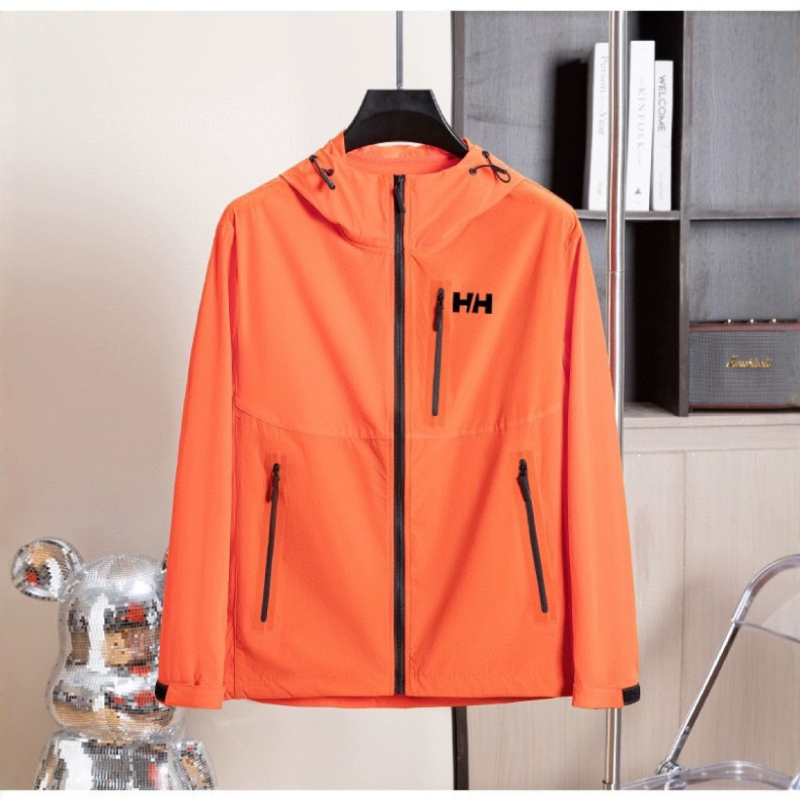 Kapucnis dzseki, UPF50+ napsugárzás elleni védelem, vékony poliészter, cipzáros zsebek, nyár 2025