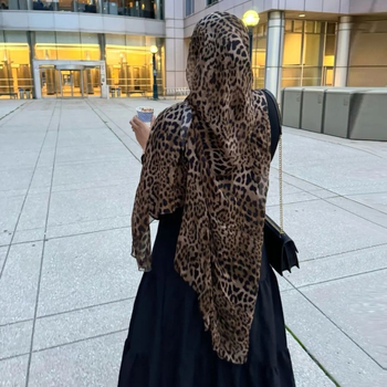 Дълъг шал с леопардов принт, полиестер, warp-knitted текстил, Spring 2025 лансиране, модерен градски стил