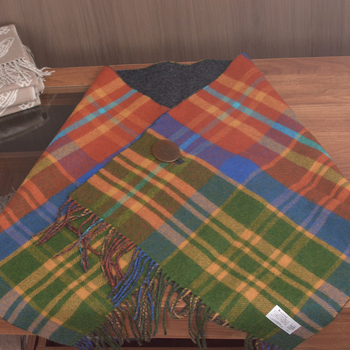 Lammasvillast kate-sall ruudustikuga muster, hoiab sooja, satiinne viimistlus, talv, kevad ja sügis