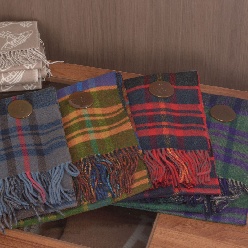 Lammasvillast kate-sall ruudustikuga muster, hoiab sooja, satiinne viimistlus, talv, kevad ja sügis