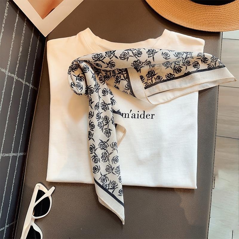 Шал от памук-полиестер смес, лек мрежест шал, основно съдържание 81-95%, лято 2025 година лансиране