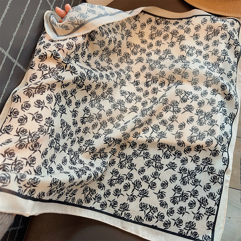 Шал от памук-полиестер смес, лек мрежест шал, основно съдържание 81-95%, лято 2025 година лансиране