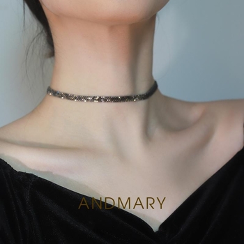 Minimalistinis antikvarinių karoliukų vėrinys-choker su elektroplakavimo apdaila